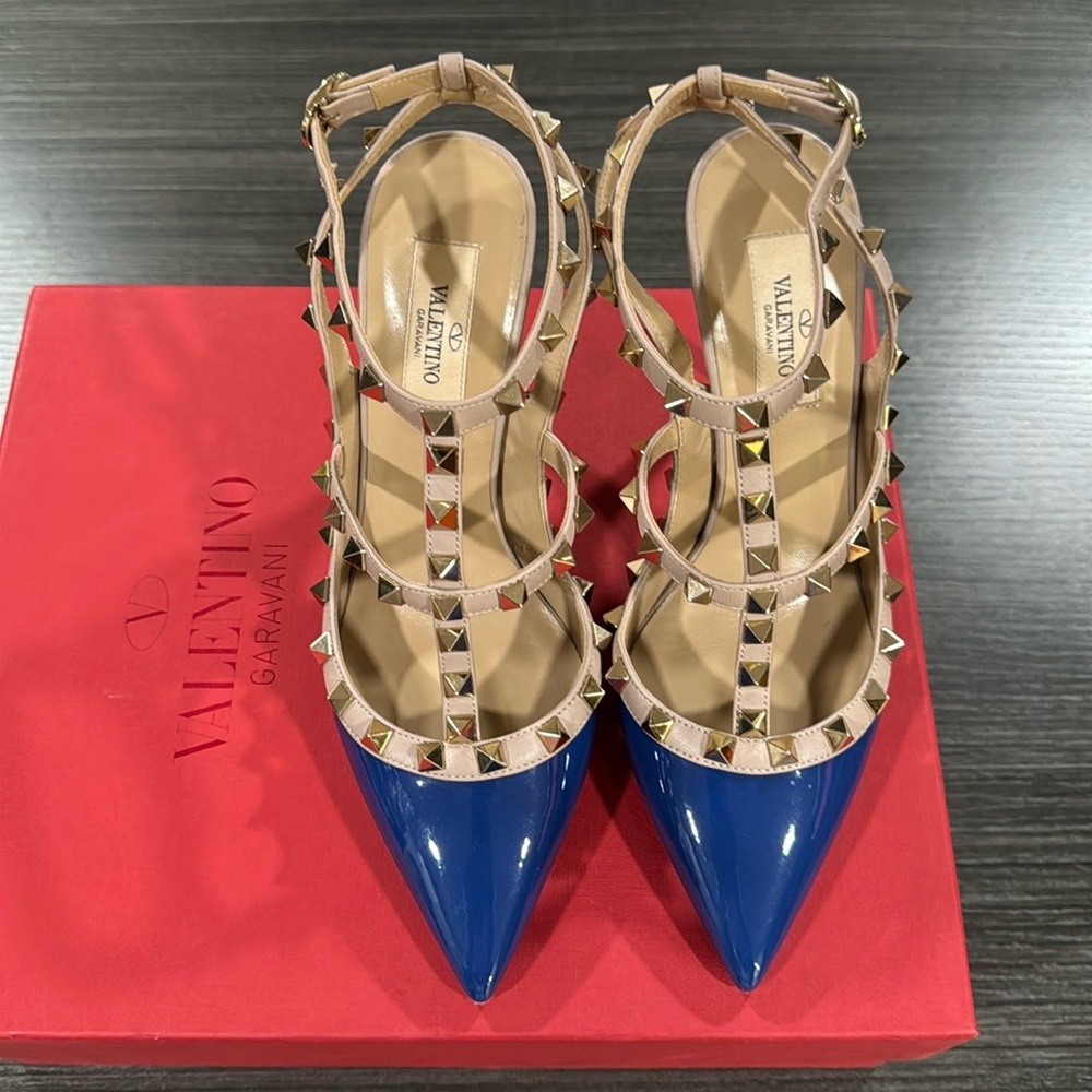 VALENTINO ROCKSTUD HEELS